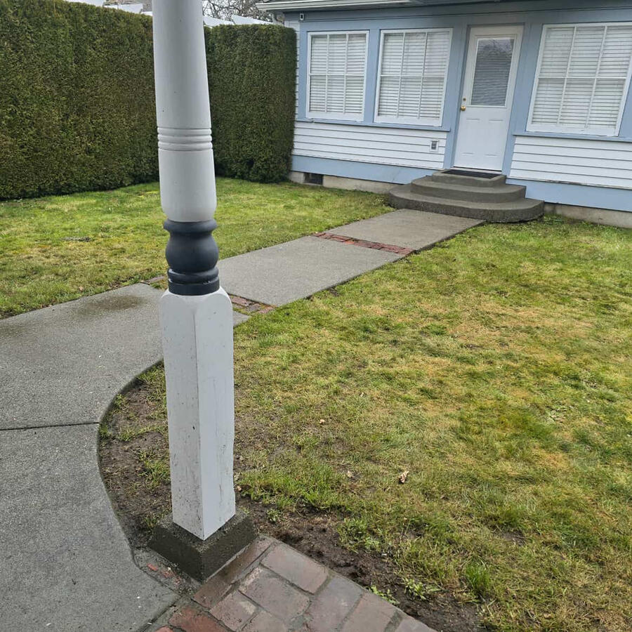 walkway yard powerwash